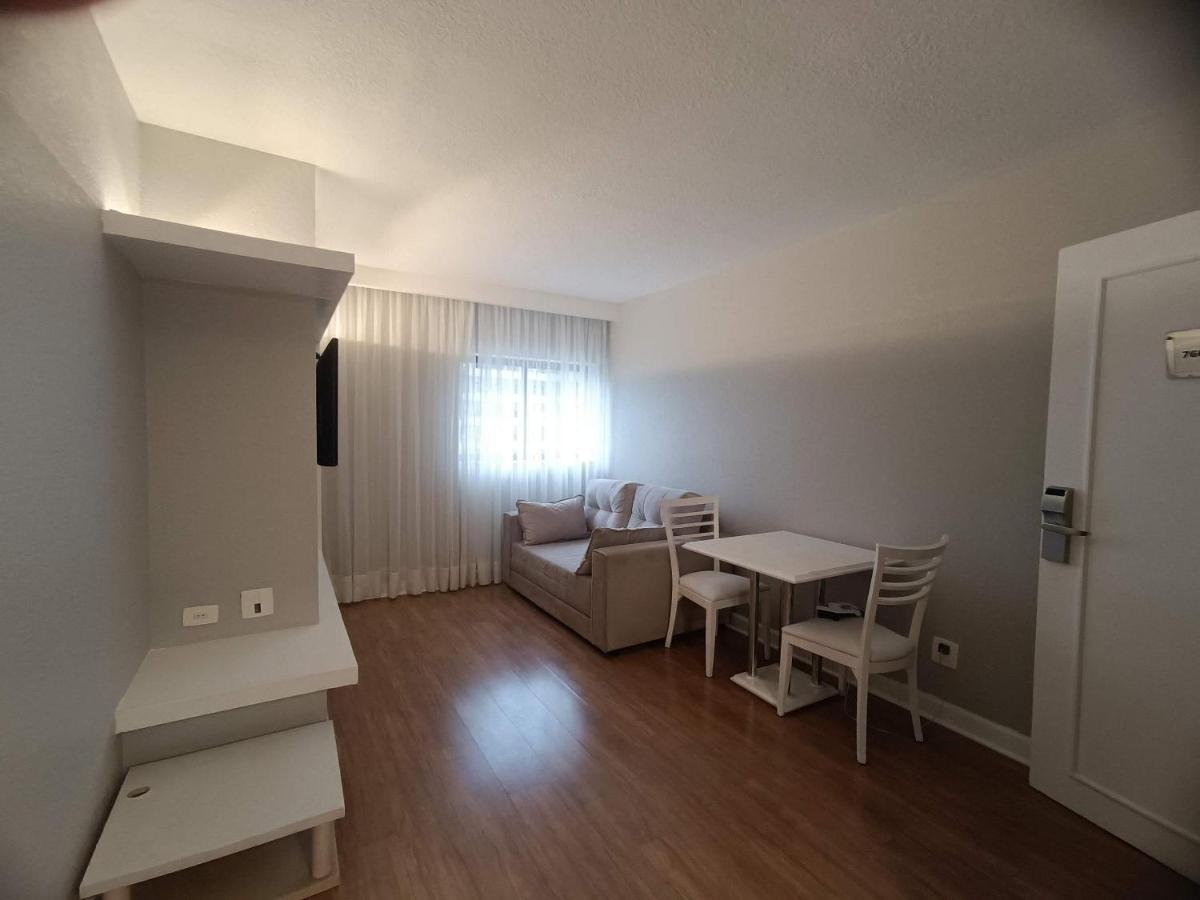 Apto-Flat Excelente Localizacao Centro-Batel - Somente Familiares Curitiba Bagian luar foto