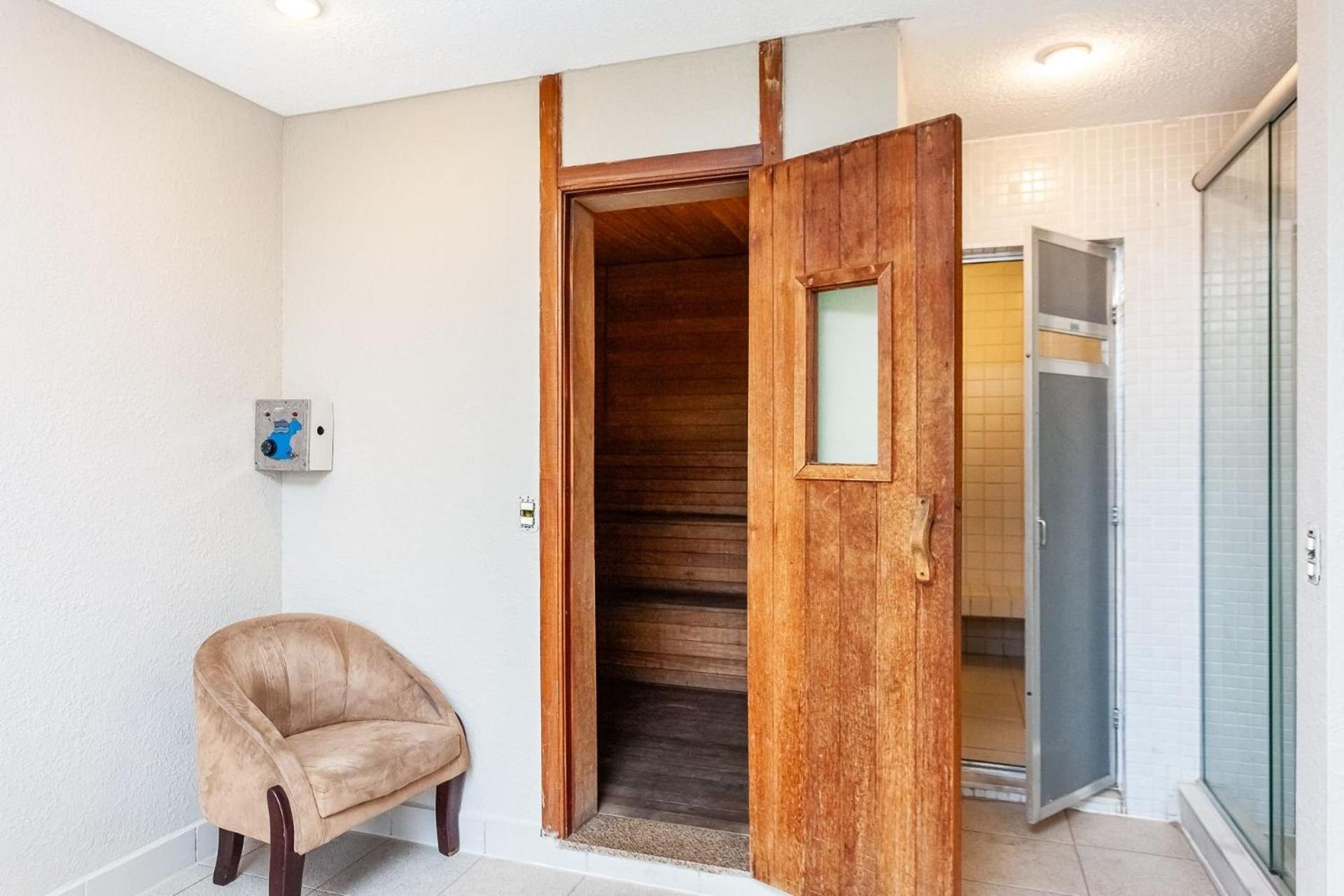 Apto-Flat Excelente Localizacao Centro-Batel - Somente Familiares Curitiba Bagian luar foto