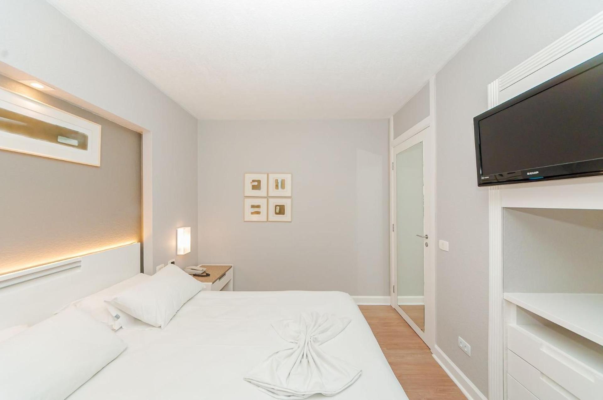 Apto-Flat Excelente Localizacao Centro-Batel - Somente Familiares Curitiba Bagian luar foto